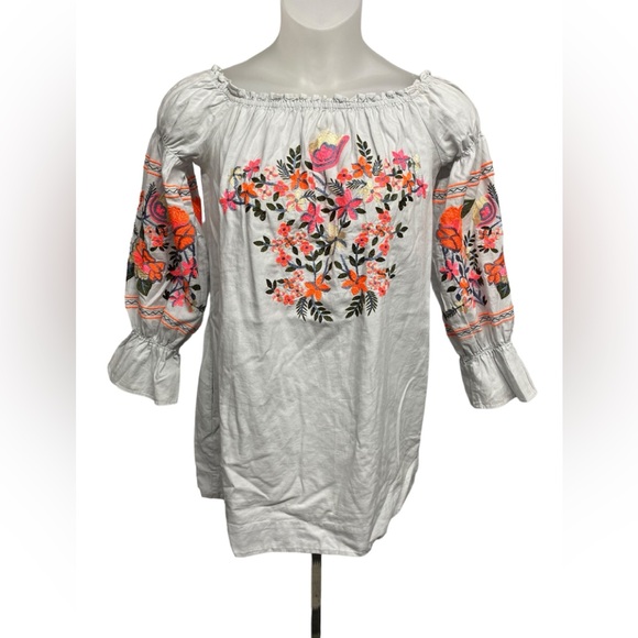 Free People embroidered tunic blouse size small NWOT - Picture 1 of 3